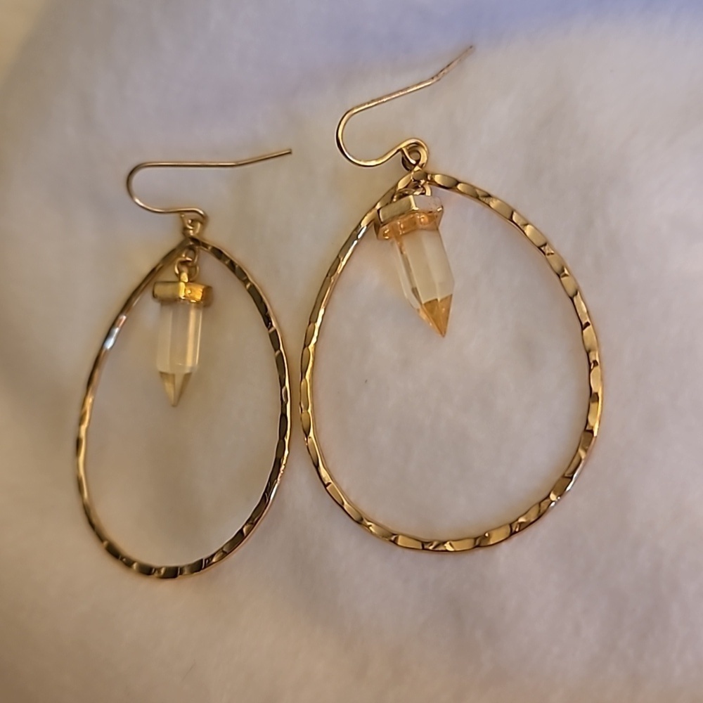 Vintage Goldtone Teardrop Mystical Gem Dangle Hook Earrings - Picture 5 of 6